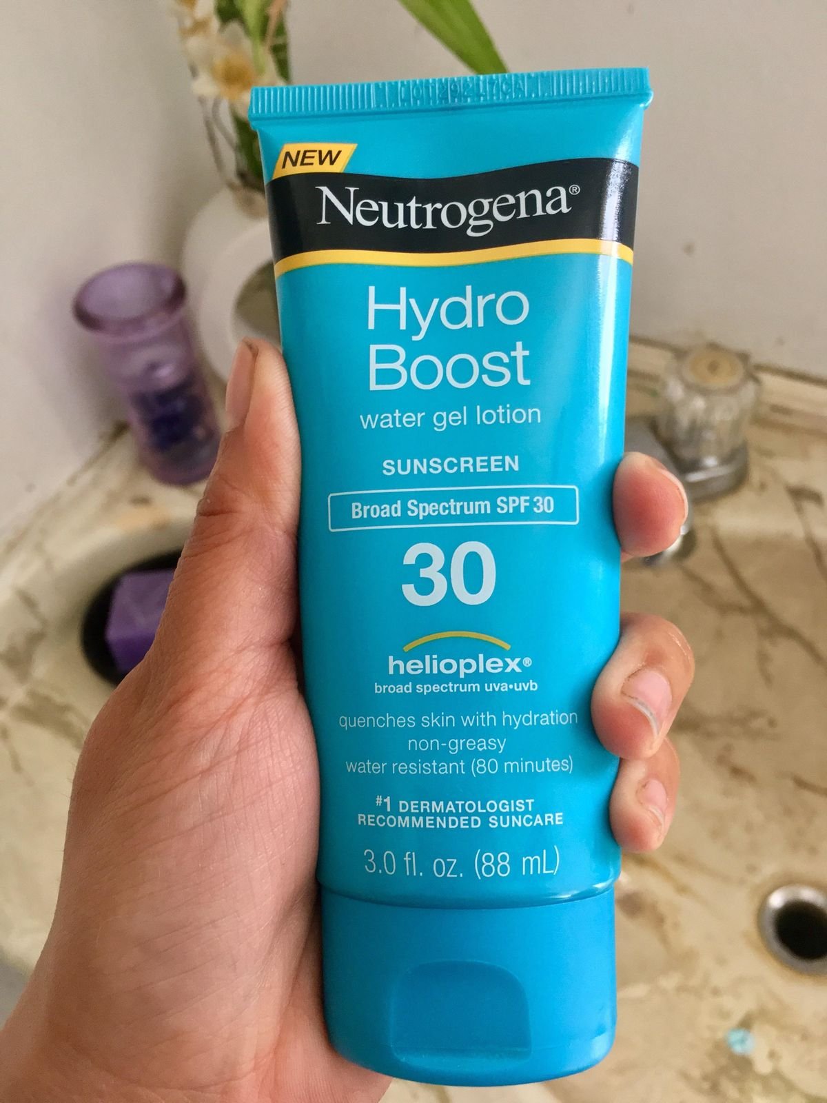 Neutrogena Hydro Boost Water Gel Face & Body Sunscreen SPF 50, 88 ml